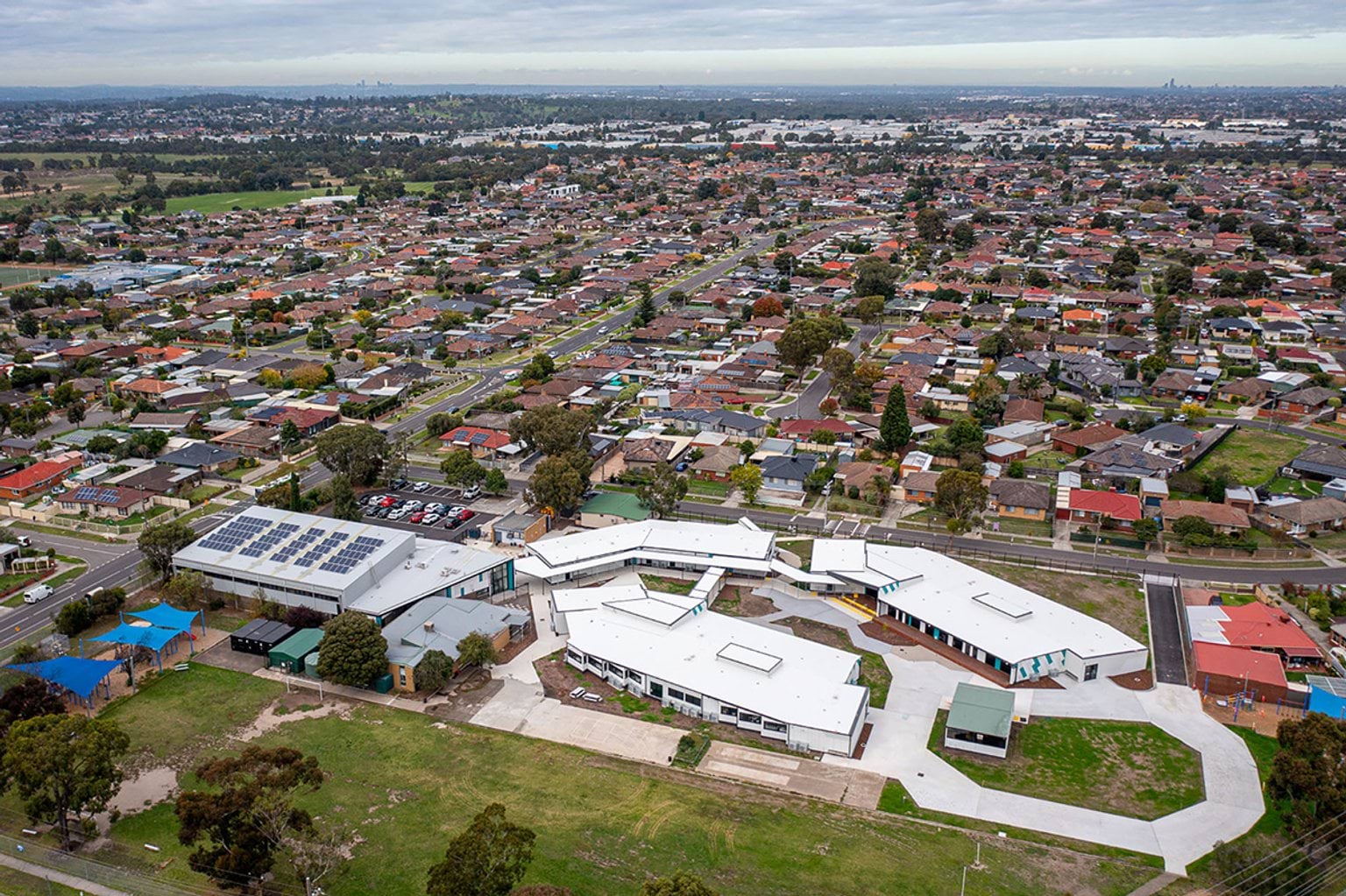 Lalor East Primary School - modular building, completed building exterior