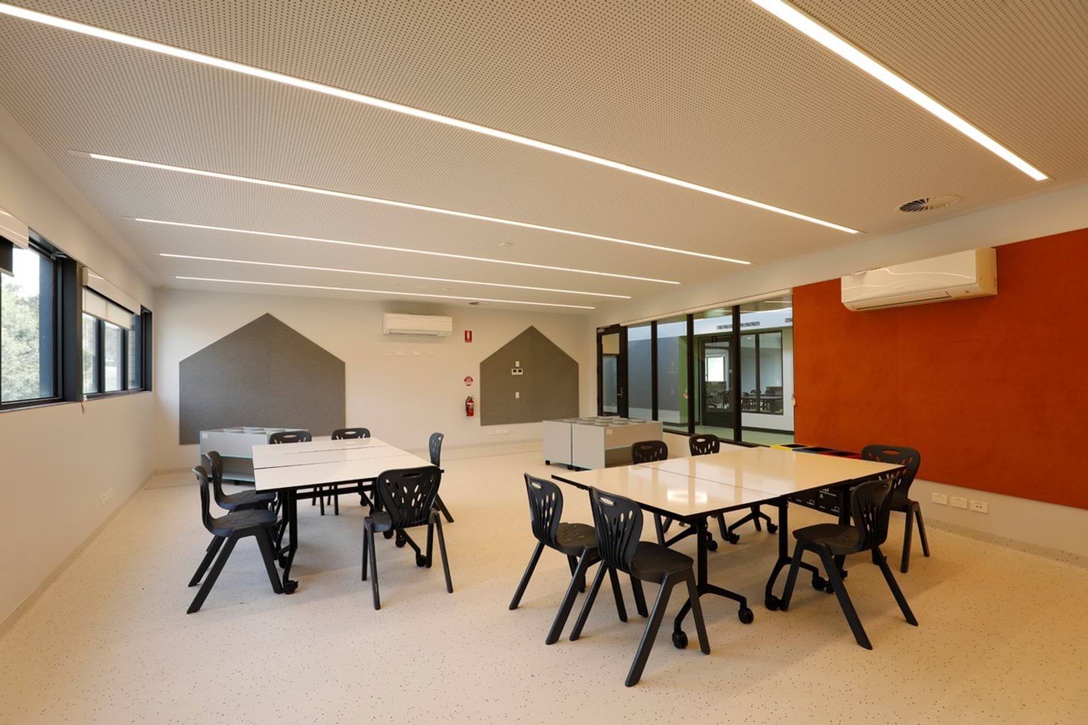 Endeavour Hills Specialist School - new school, November 2021 construction progress