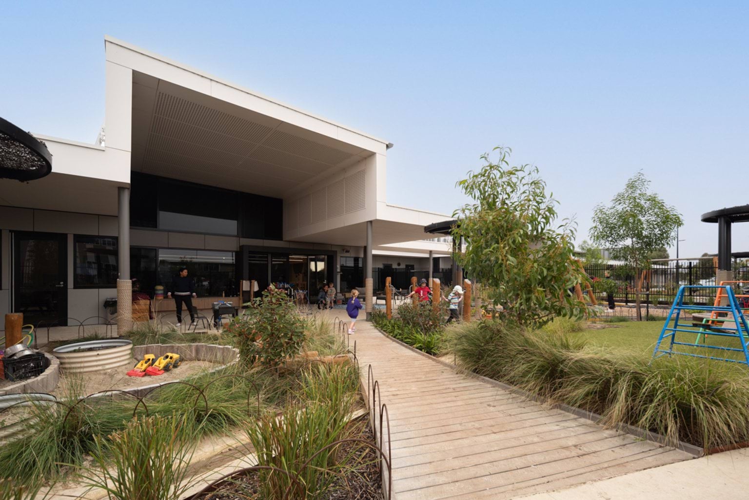 Poa Banyul Community Hub, completed project